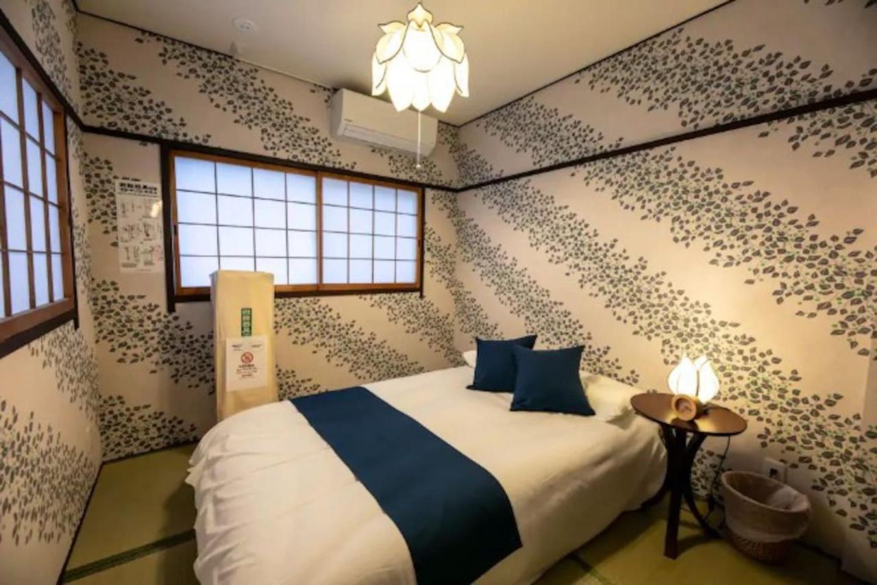 Funhouse-To North Umeda Guestresidence Ōsaka Extérieur photo