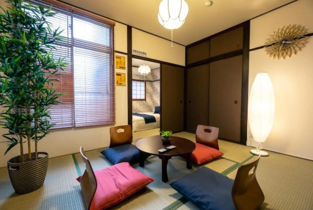 Funhouse-To North Umeda Guestresidence Ōsaka Extérieur photo